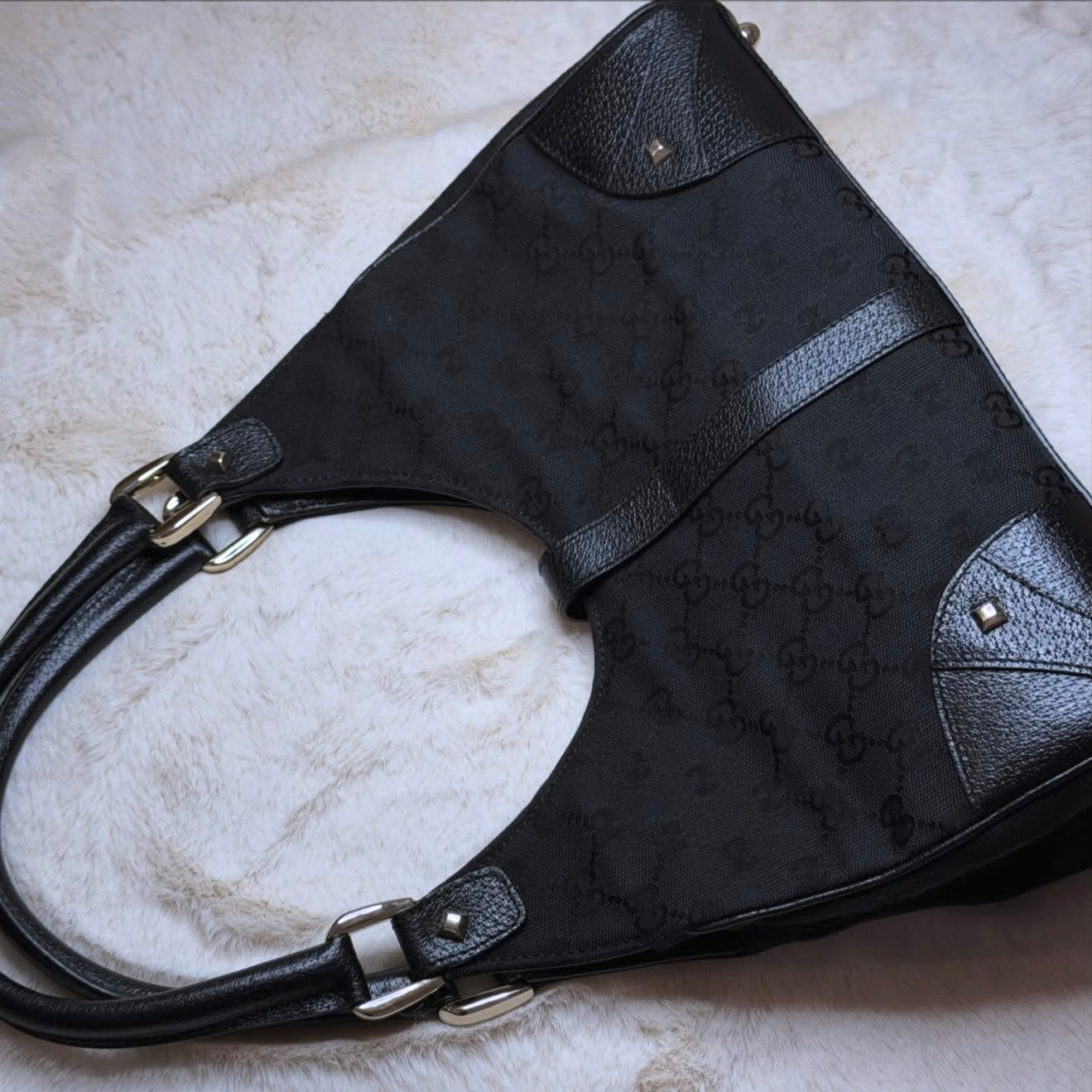 Gucci GG Nailhead Jackie Bardot