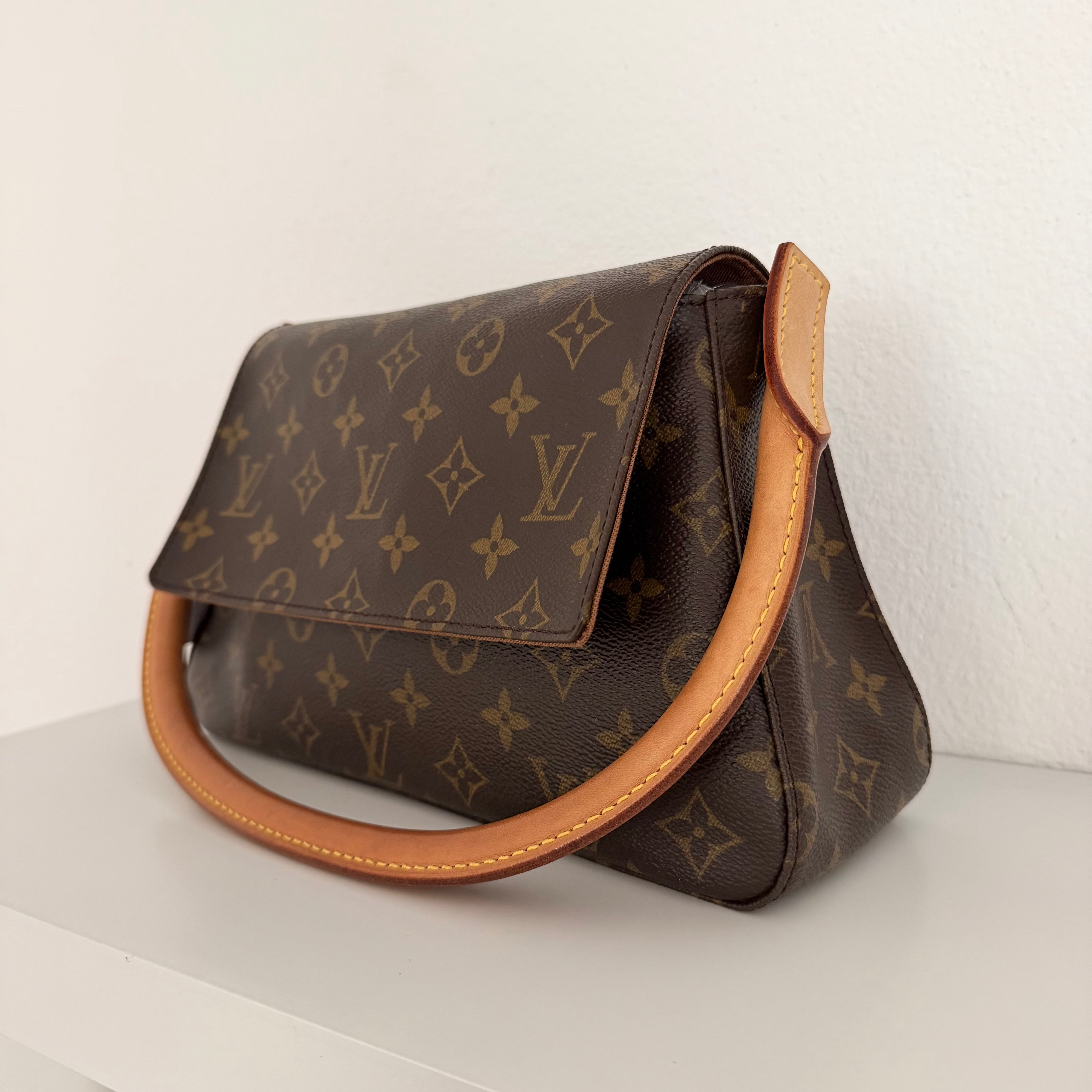 Louis Vuitton Mini Looping