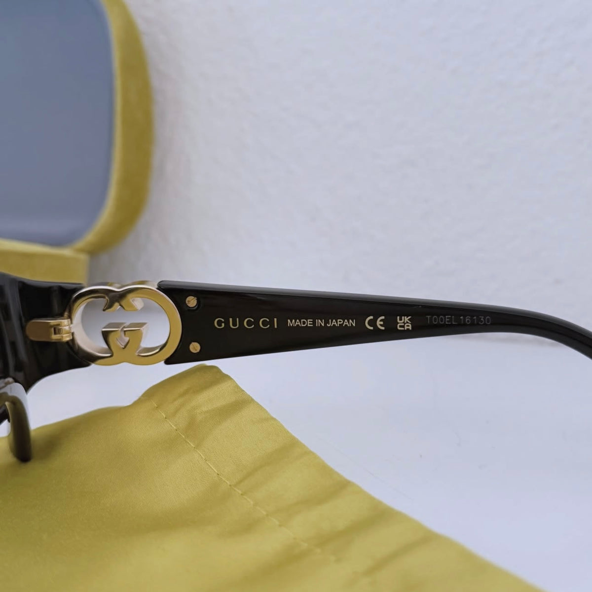Gucci Sunglasses Full Set (Unworn - NEW)