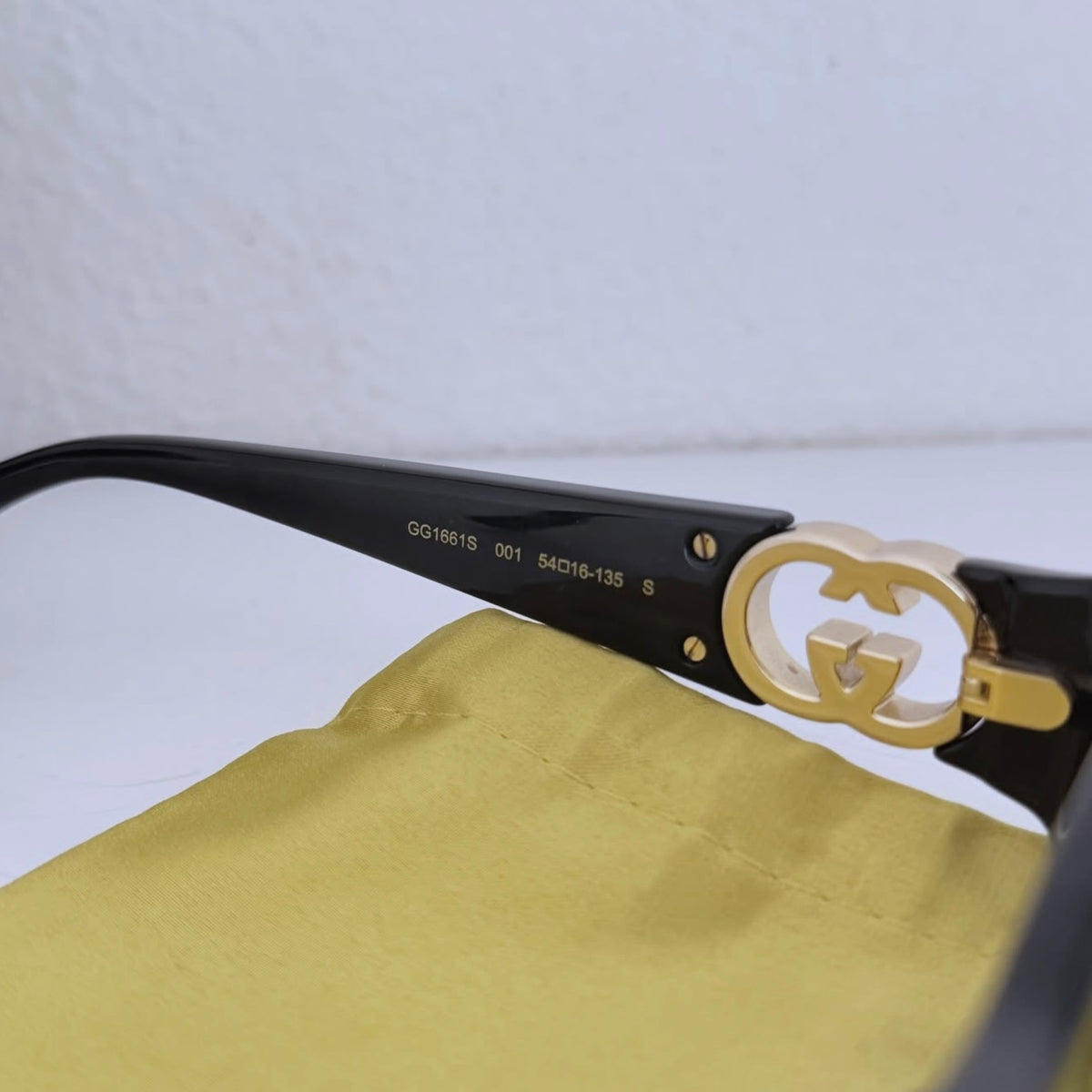 Gucci Sunglasses Full Set (Unworn - NEW)