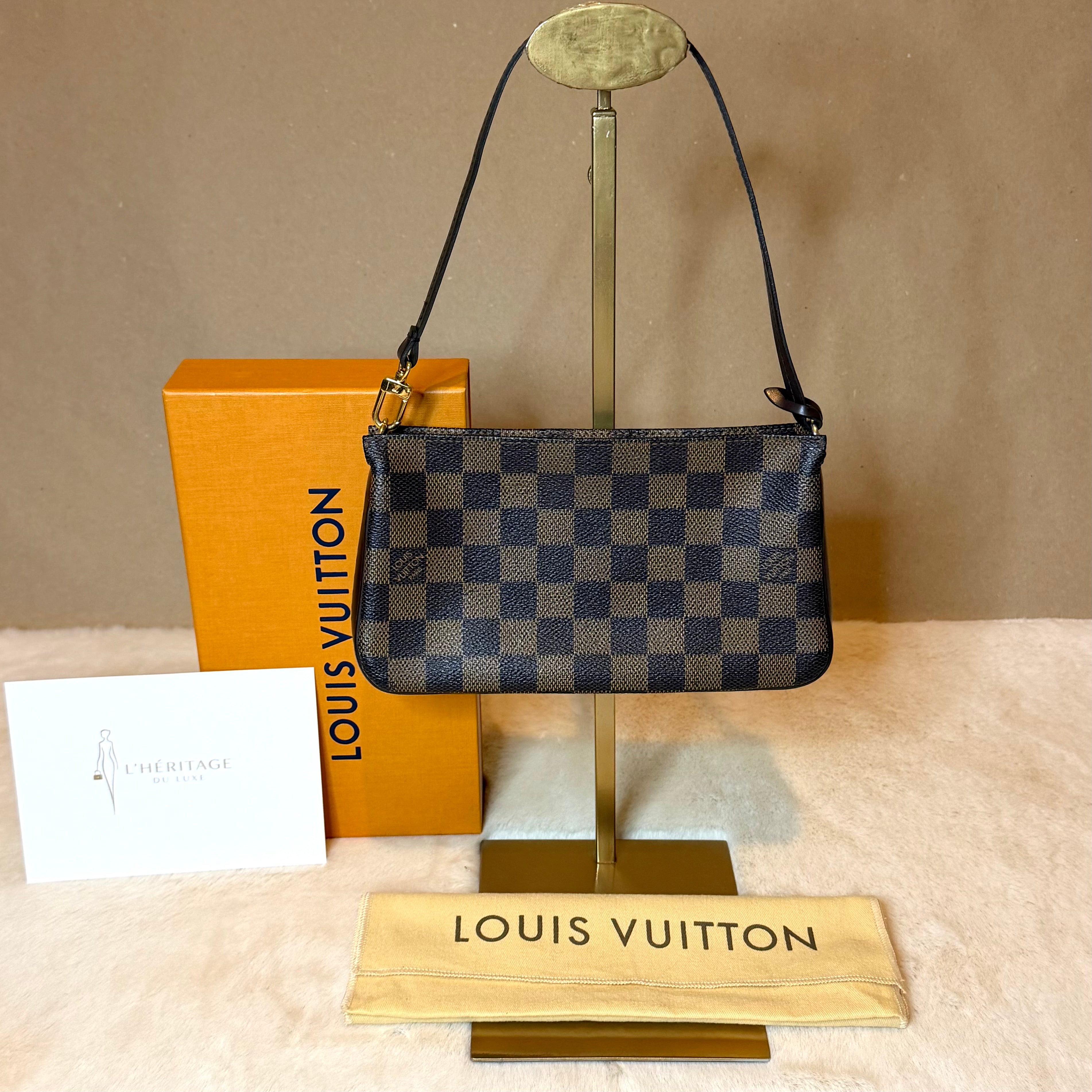 Louis Vuitton Pochette Navona Canvas Damier Ébène