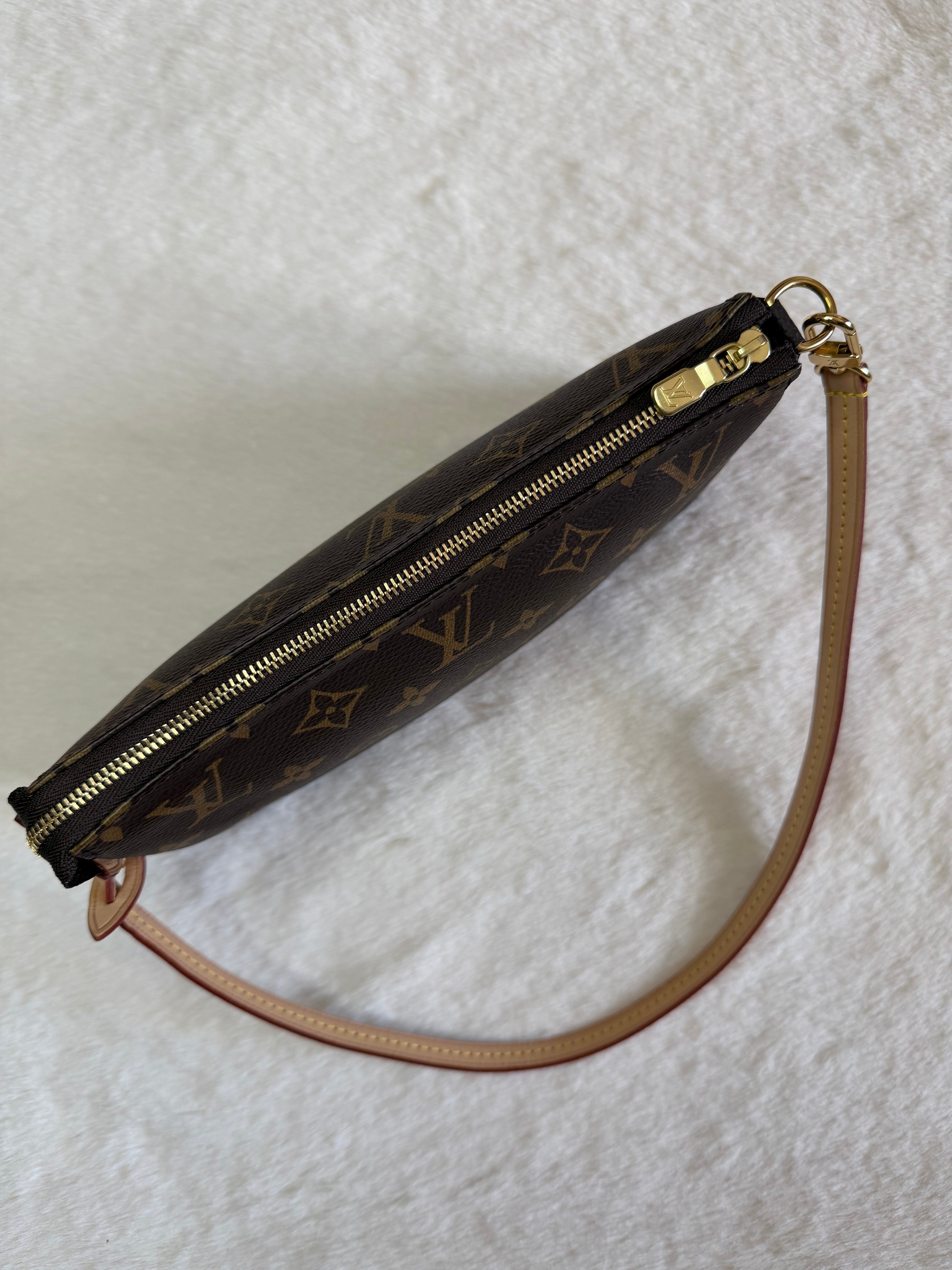 Louis Vuitton Pochette Accessoires Full Set