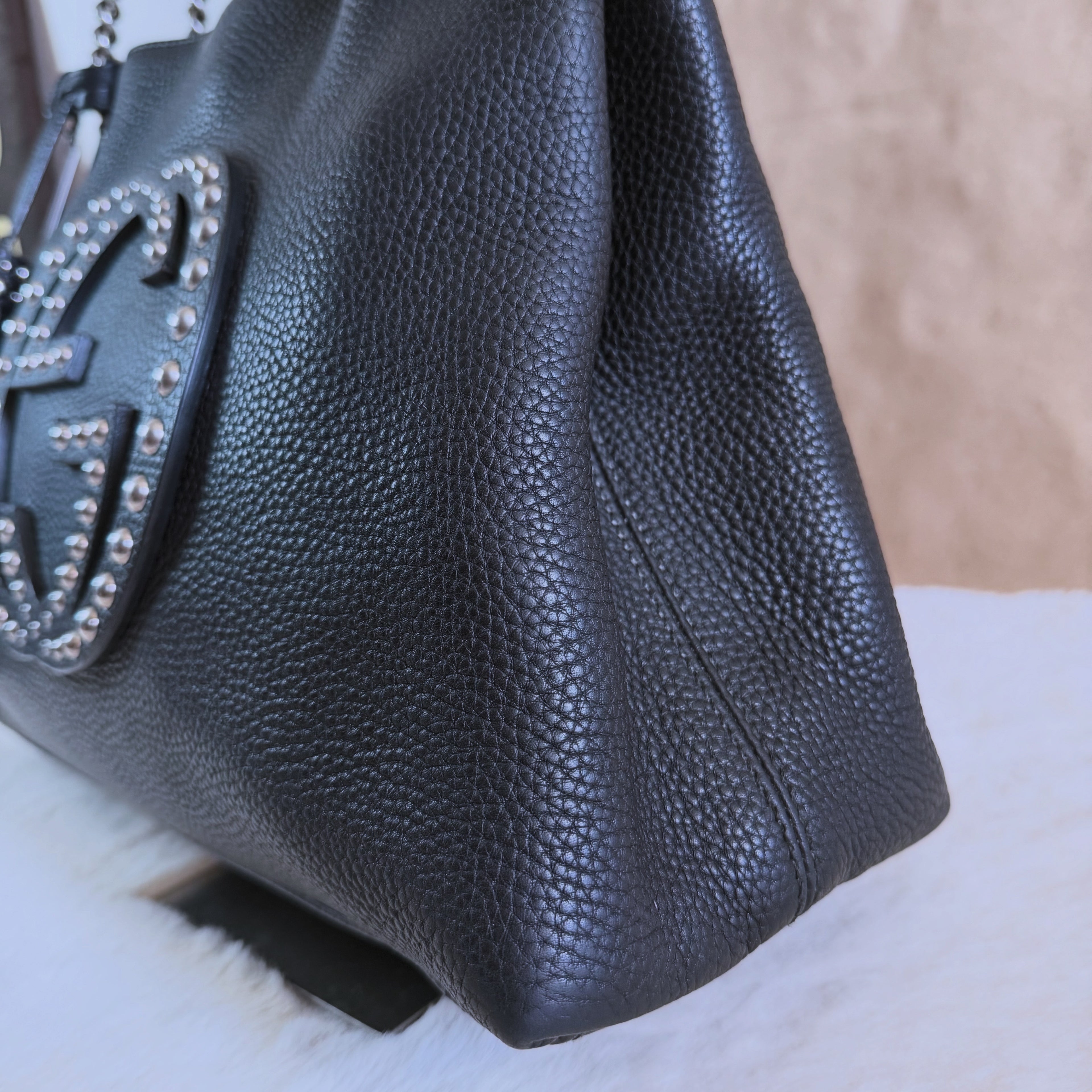 Gucci Soho Pebbled Calfskin Studded Medium - Limited Edition - Full Set