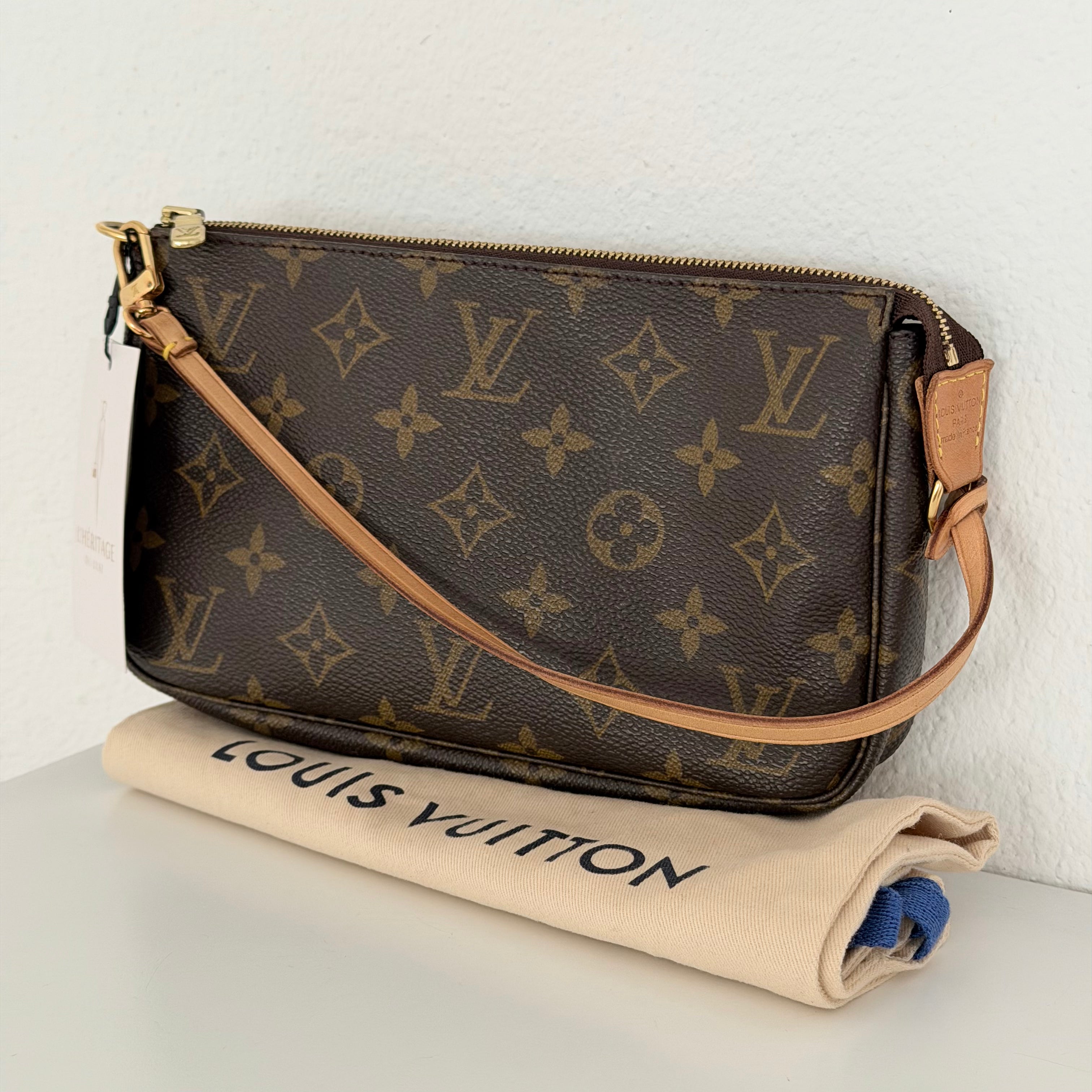 Louis Vuitton Pochette Accessoires