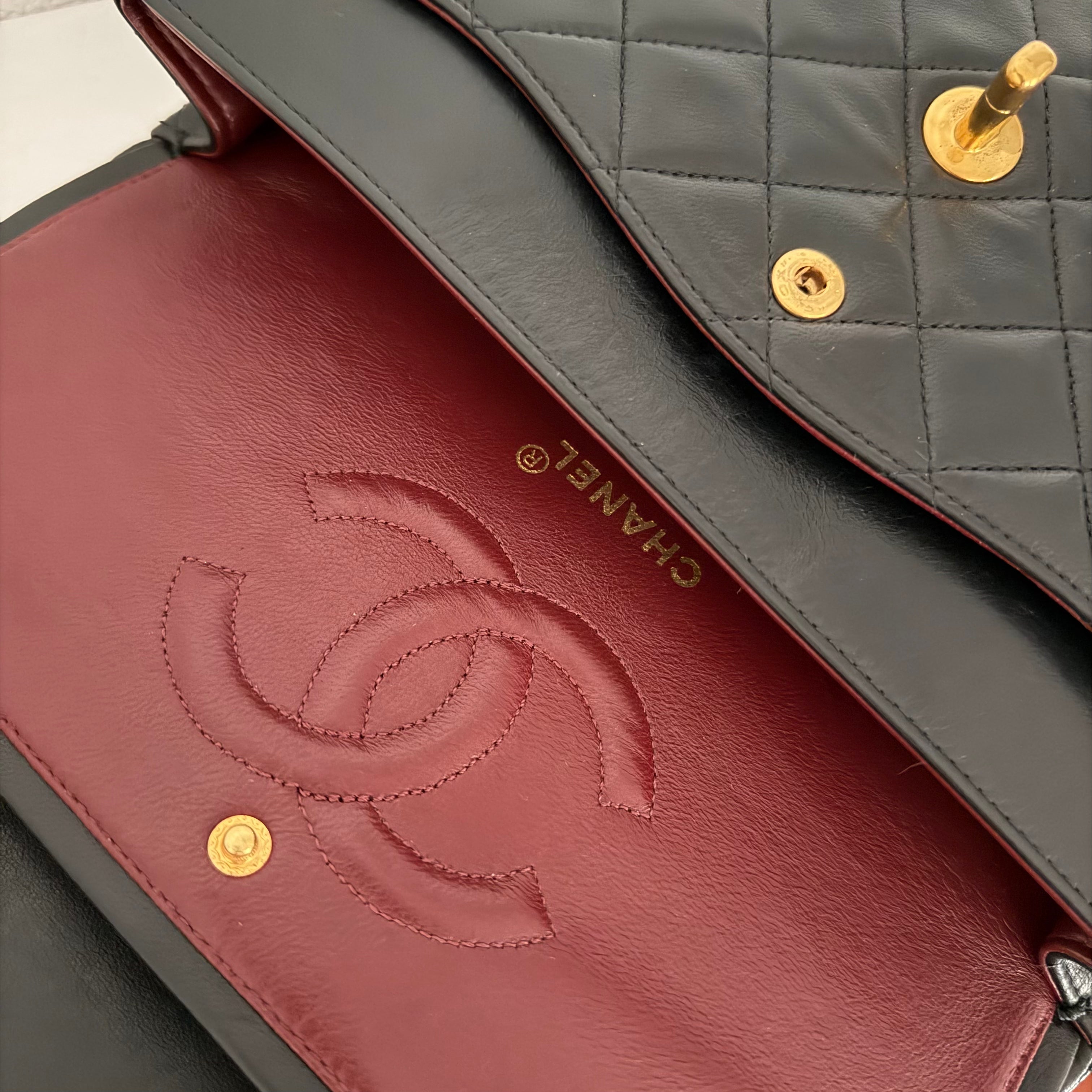 Chanel Medium Classic Vintage Double Flap Bag Black Quilted Lambskin With 24K Gold-Plated Hardware