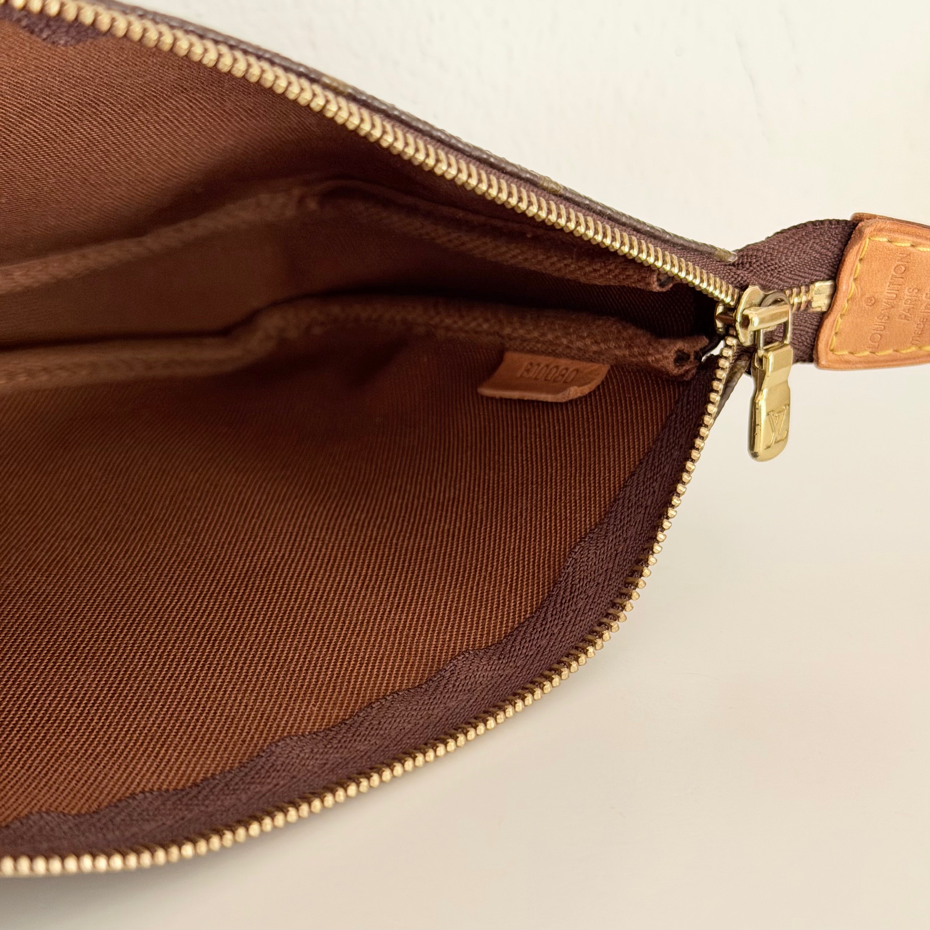 Louis Vuitton Pochette Accessoires