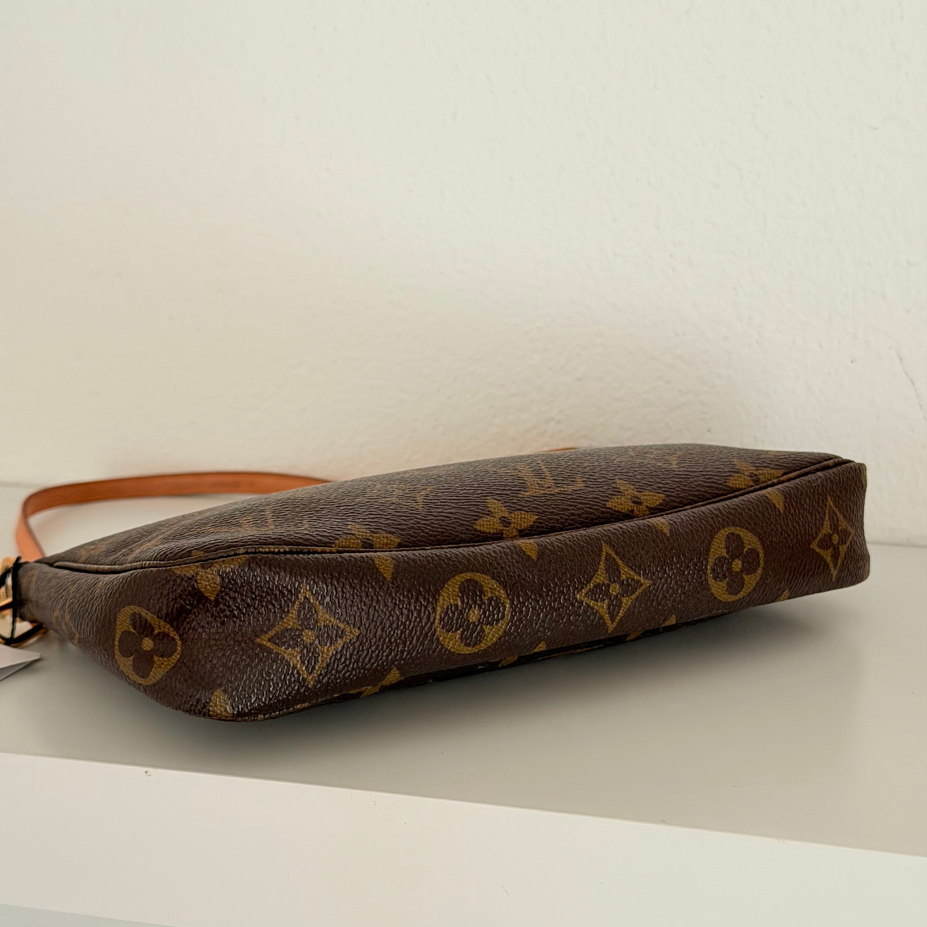Louis Vuitton Pochette Accessoires