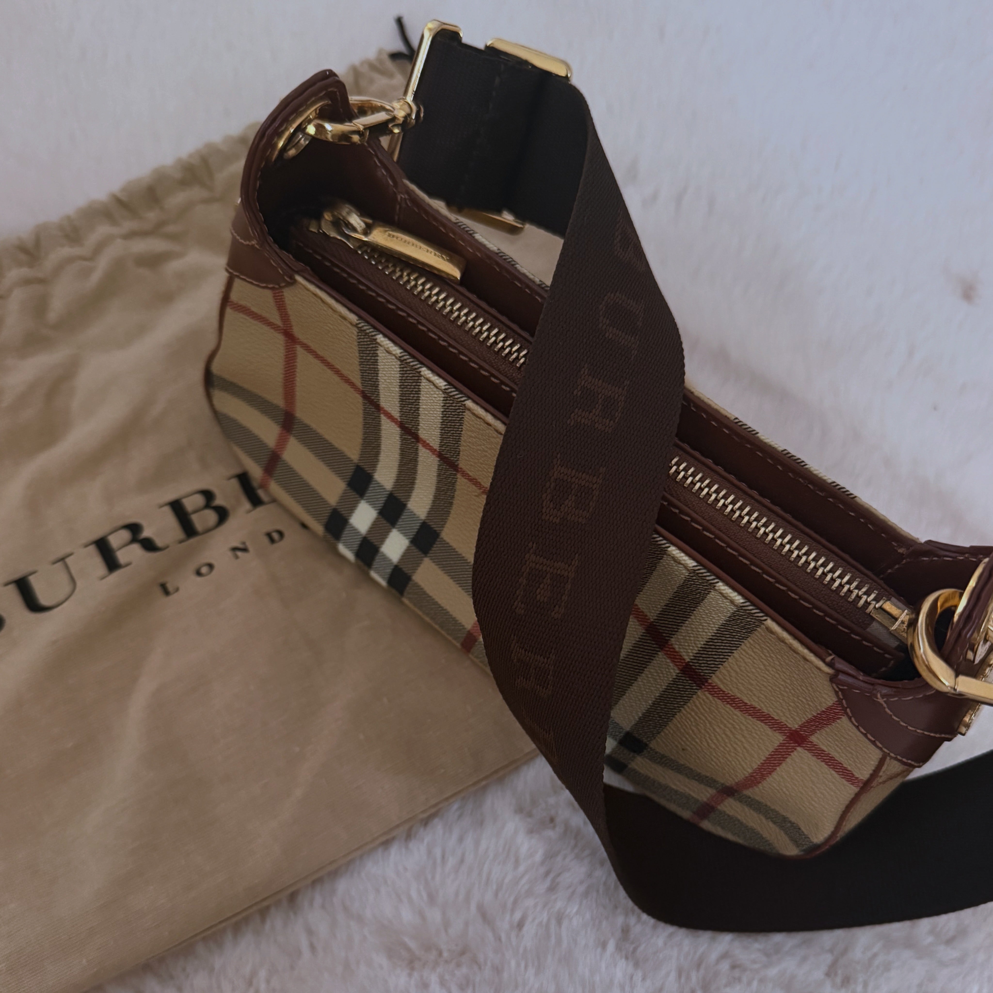 Burberry Haymarket Check Pochette