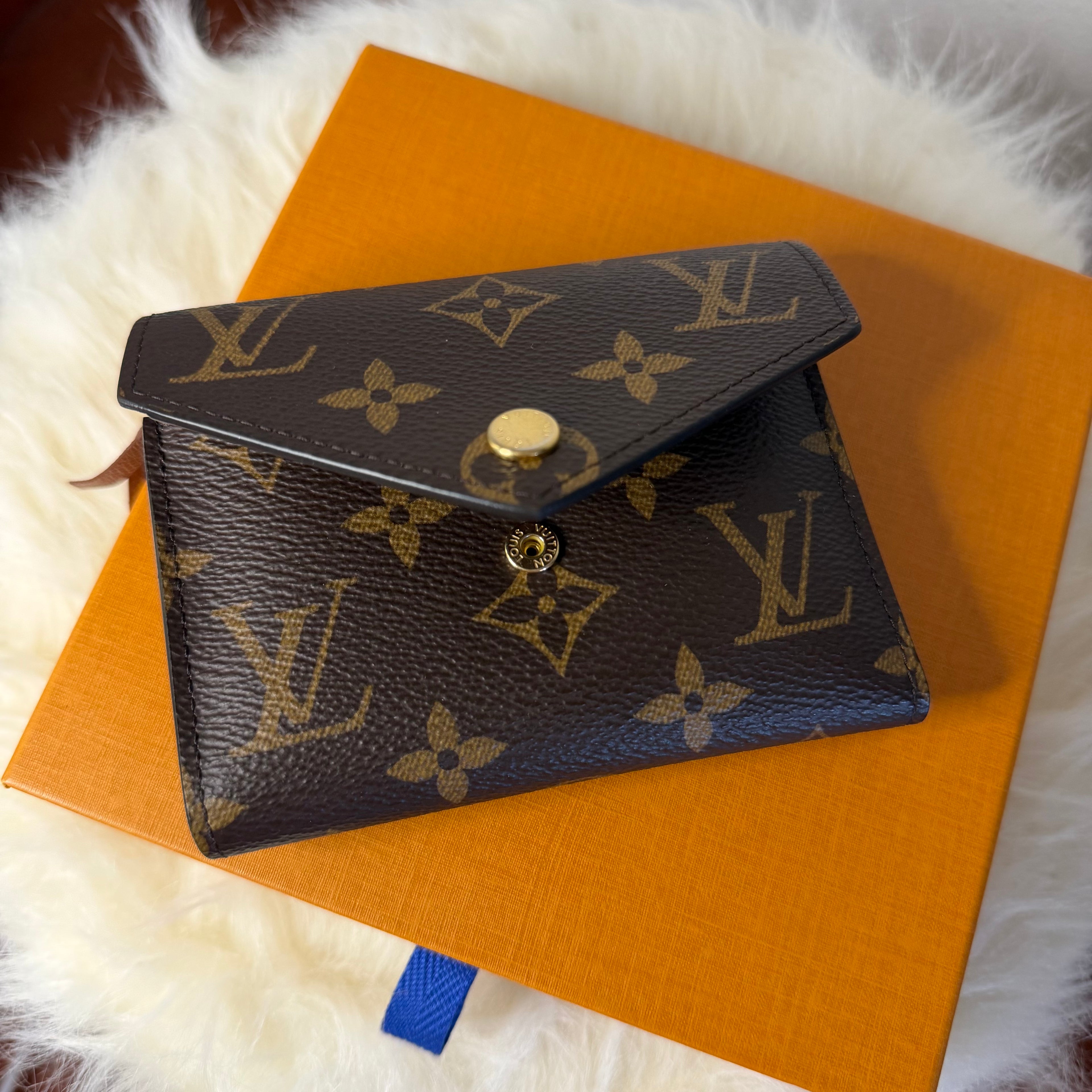 Louis Vuitton Victorine Wallet Full Set