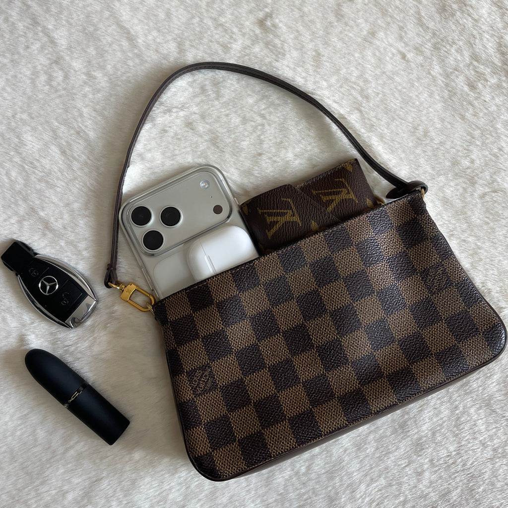 Louis Vuitton Pochette Navona Canvas Damier Ébène